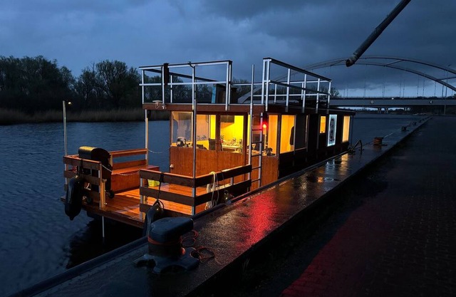 Winniboats - Haus auf dem Wasser - Winniboats