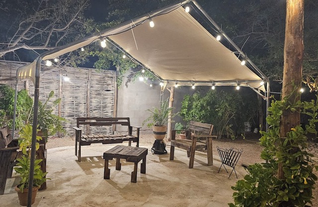 Secluded special area, close to the ocean, lots of birds, a very relaxing area