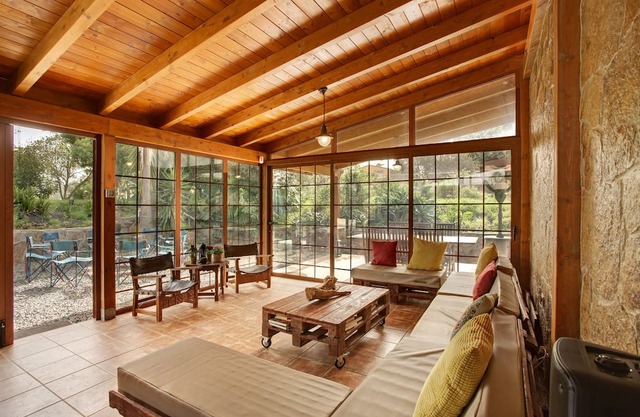 Vacation Home 'Casa Del Fuego' with Private Terrace, Private Garden and Wi-Fi