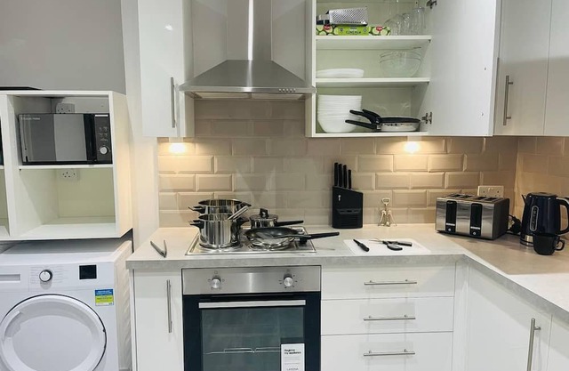 Hackney Studios by Sleepy - Studio Flat 1