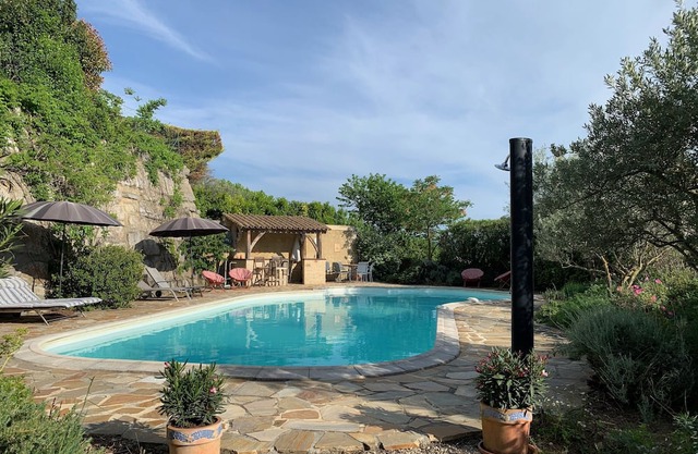 LA PATISSERIE with private terrace and barbecue/shared pool