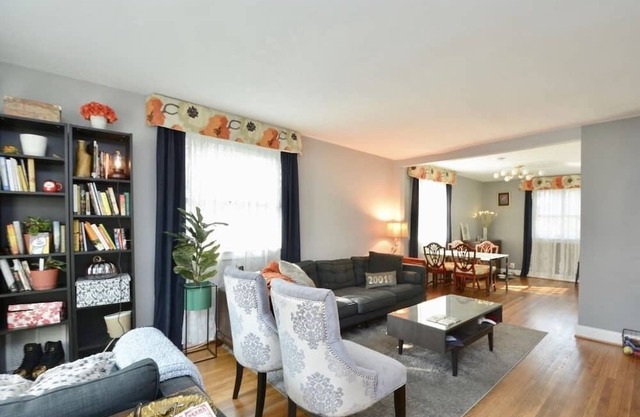 Cozy DC Townhome
