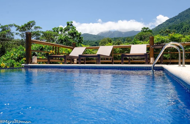 Fim de Ano 2023/2024: Próximo à Praia, e com Vista Panorâmica Para o Mar