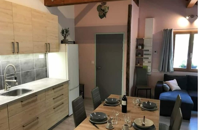 Le Cosy, Appartement à 500 m du Centre Ville, Netflix et Wifi Gratuit