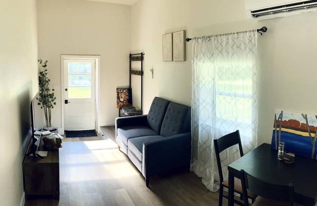 Cozy Suite near Princeton