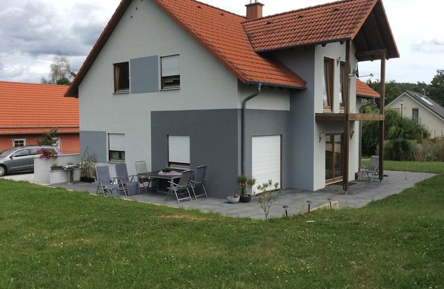 Holiday Home 'Ferienhaus Mit Terrasse' with Private Terrace, Private Garden and Wi-Fi