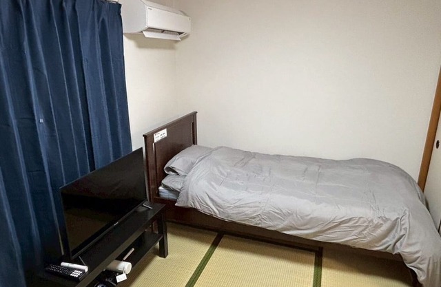 Room 402 1 minute walk from Abiko Station on the /Osaka Ōsaka