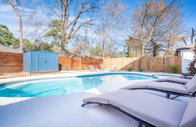 Private, Modern Oasis! Pool, Fire Pit, Prime Location