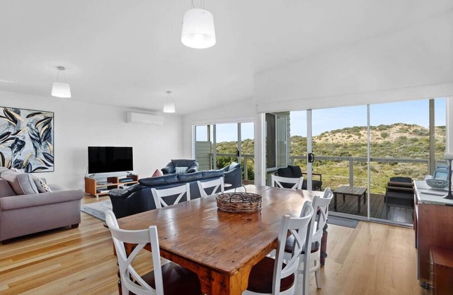 Ocean Drift family getaway at Goolwa Beach
