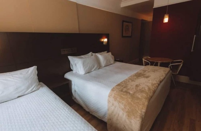 Modern Triplo Casal Stay with Sleek Design Close to São Paulo Attractions