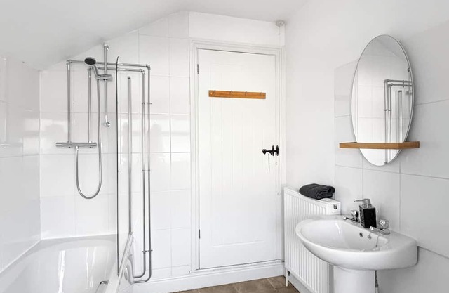 Sleeps 6 2bed Home with Hot Tub Bottesford Village