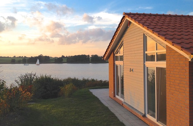 Holiday Home 'Sonnenuferhaus' with Sea View, Private Terrace and Wi-Fi