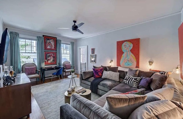 Luxurious 6BR, 4 King Condos | Historic Elizabeth