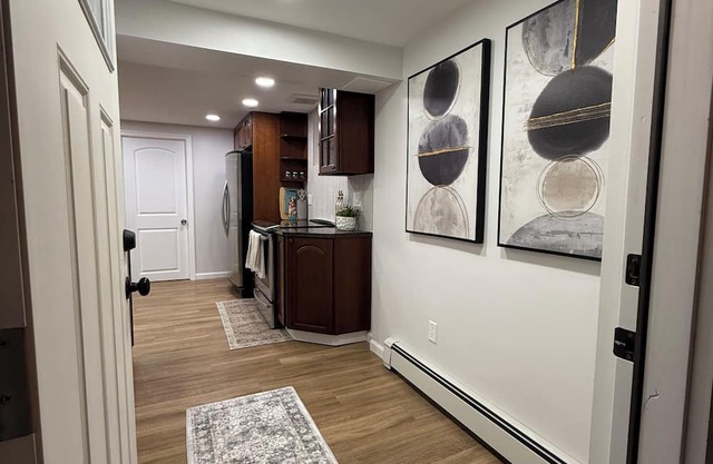 Lovely 2-bedroom basement apartment with private entrance in East Meadow