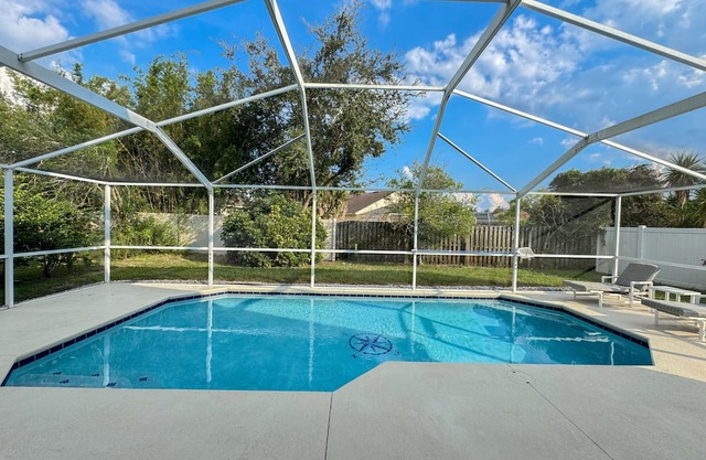 Recently Renovated Pool Home Near WDW