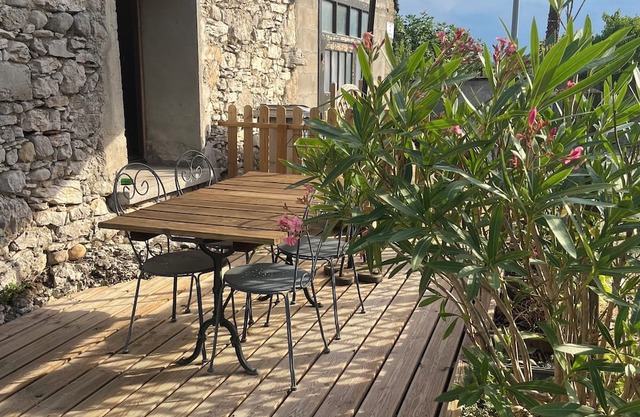 Apartment with terrace for 2 people Le nid du phénix 38 in the countryside