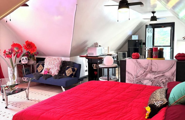 3BR Retreat in a House 2Floor