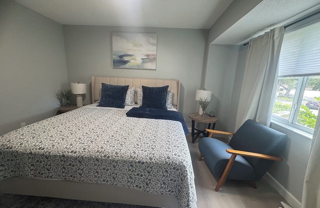 Charming 2-bedroom townhome in Winter Springs.