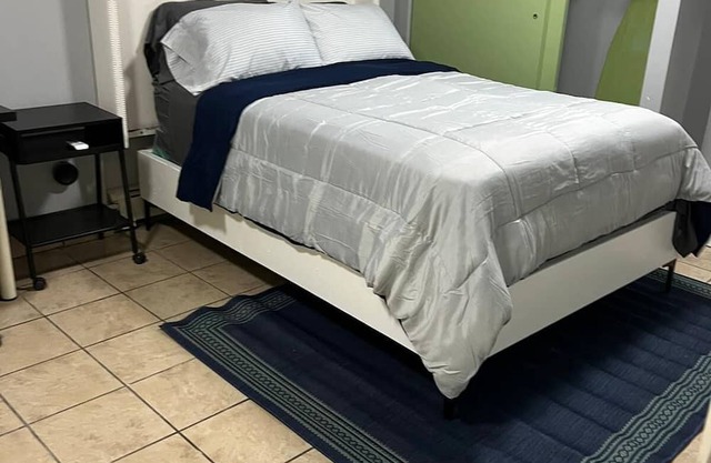 Cozy studio in amazing Bronx with AC