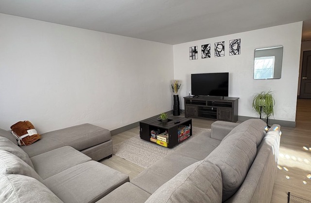 Fully Remodeled Beauty in the Heart of Vacaville w/Huge Backyard!