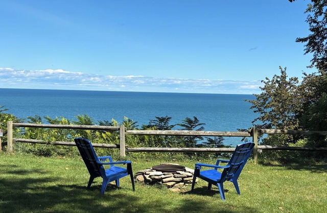 A lakefront escape in charming North East