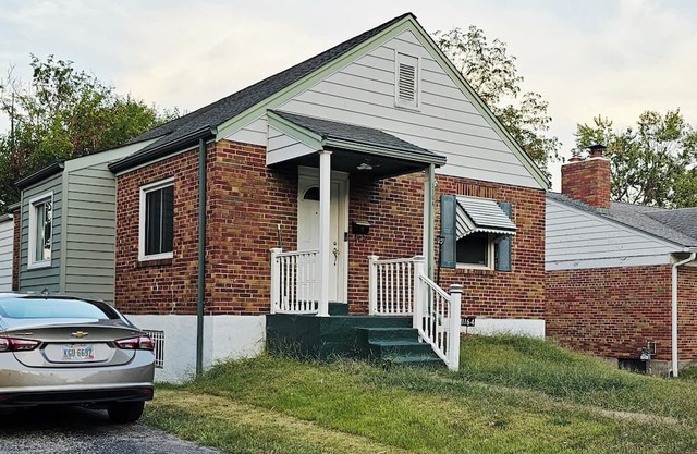 Affordable Peaceful Cozy House in STL