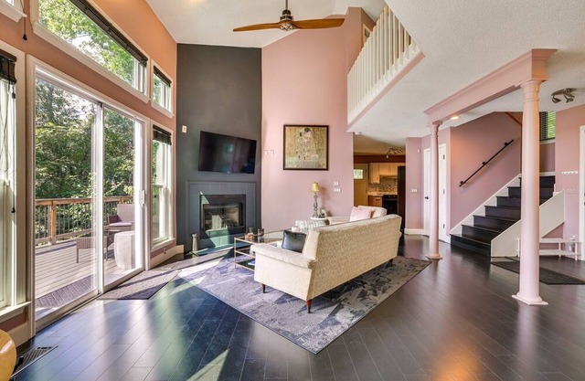 Secluded Missionary Ridge Mtn-View Home with Deck