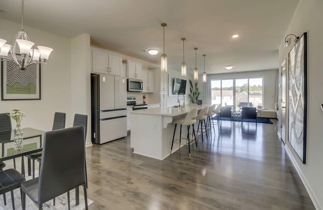 9 Mi to Nat’l Whitewater Center! Sleek Family Home