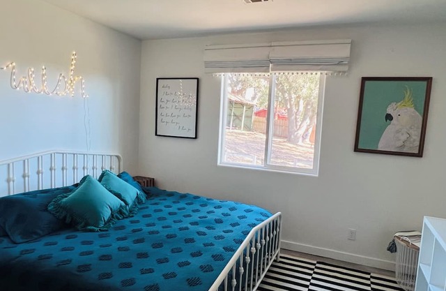 Adorable space with entertainment barn