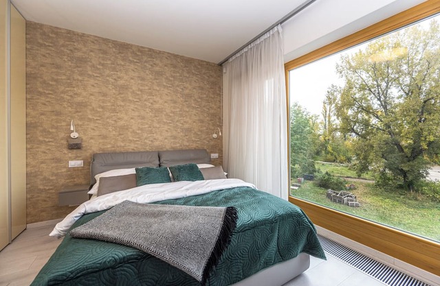 Luxury modern flat on the river bank with parking