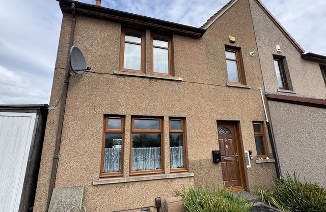 Sea Road Retreat - Sleeps 6