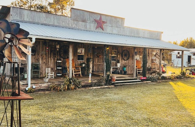 Nana + Papa's Place: Rustic Pondside Cabin