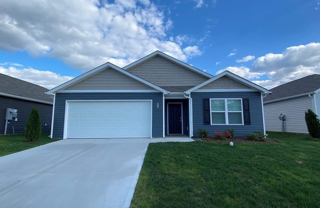New 4BR/2BA Home near Bristol Motor Speedway