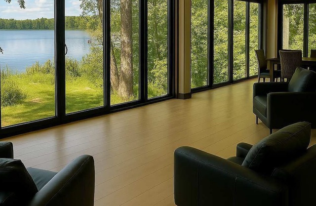 Lakefield House Rental - Spacious 3-Bedroom Home on the Lake