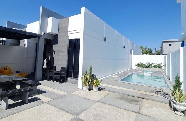 Beautiful Modern 2BD Private Pool Villa 10mins from the beach