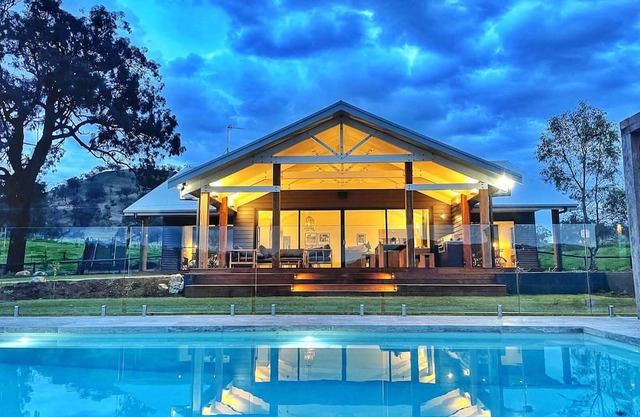The Barn - Unique Luxury Stay