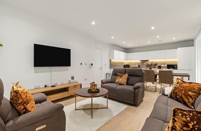 MB Executive Homes