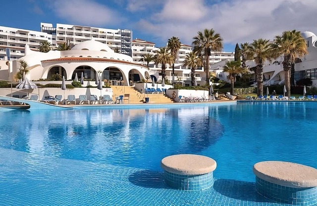Convenient Stay in Oura Beach! 2 Modern Units with Full Kitchens and Balcony!