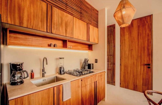 Great Location Veleta roof w/private rooftop pool