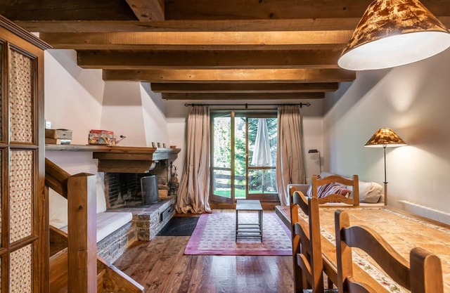 Casa Tarter in Gessa Town 10 pax