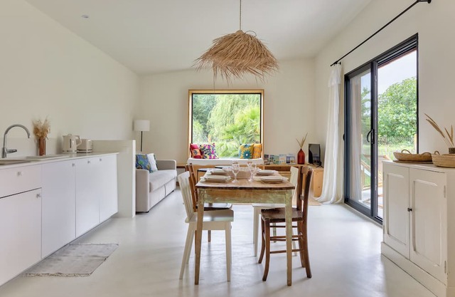 Casa ZaO Jolie maison en bois brut de 50m2 à proximité des plages