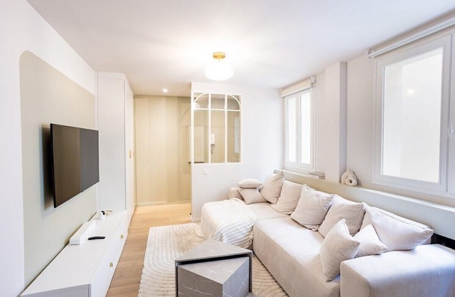 Apartment-Private Bathroom-Apartment