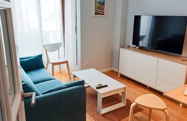Airport Madrid Plenilunio Suites Green by beBalmy