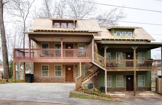 Miners Ridge Villa on Choice Avenue - Steps to Downtown