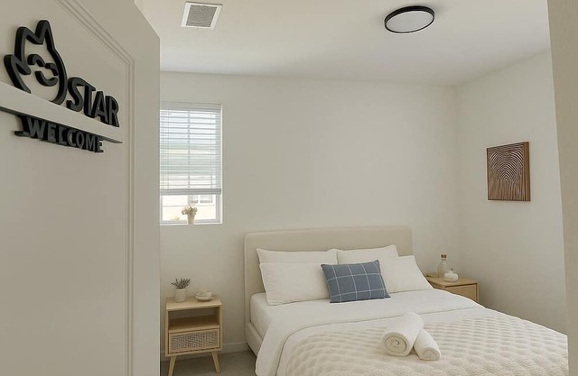 Beautiful Brand-New Townhouse – Super Clean, Family Friendly & Close to Shopping