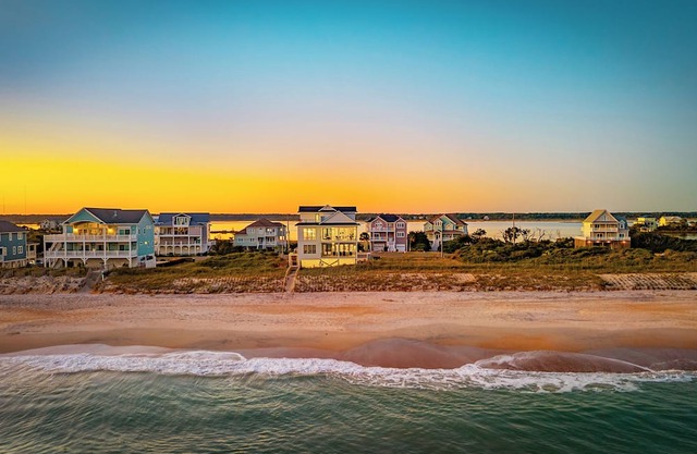 Wander Topsail Beach Shores