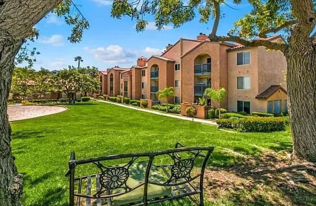 Resort-like Coastal Condo in UTC/La Jolla