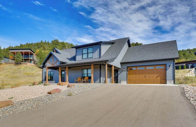 Luxe, New-Build Sturgis Retreat w/Mountain Views