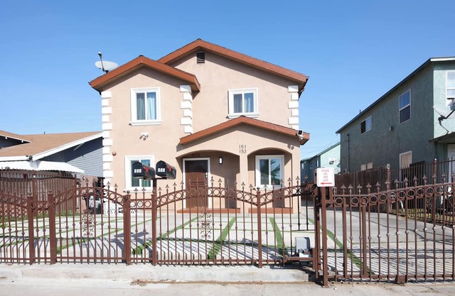 Cozy and Spacious 5 bedrooms House at Duplex