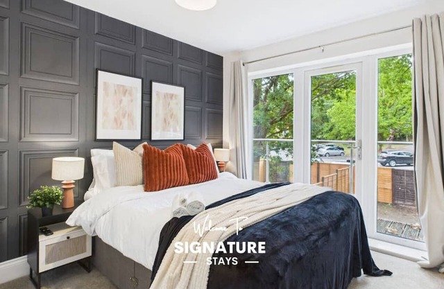 *New* | No7 Saxon Way | Gym | Pool & Spa